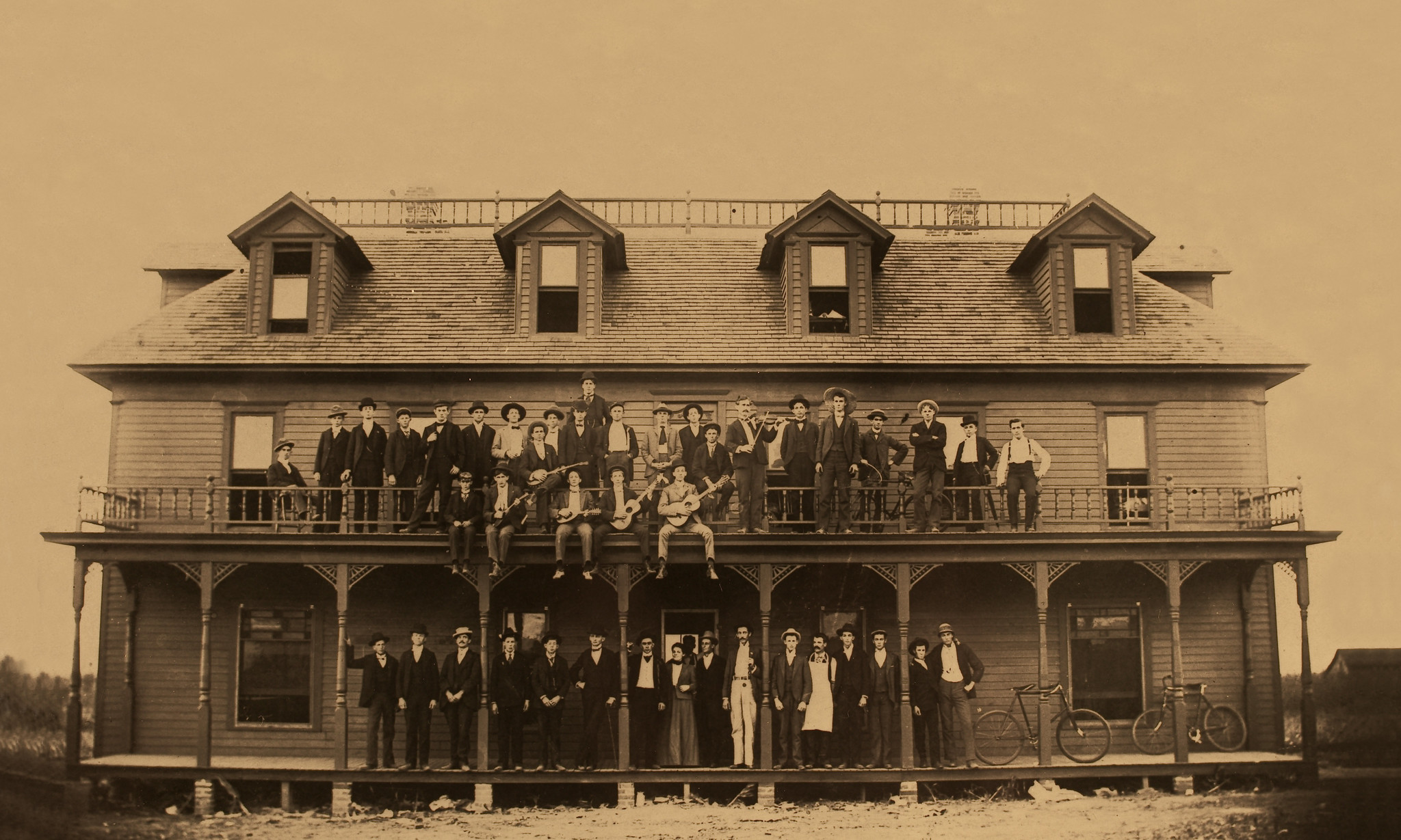 Students in the early days of OSU.